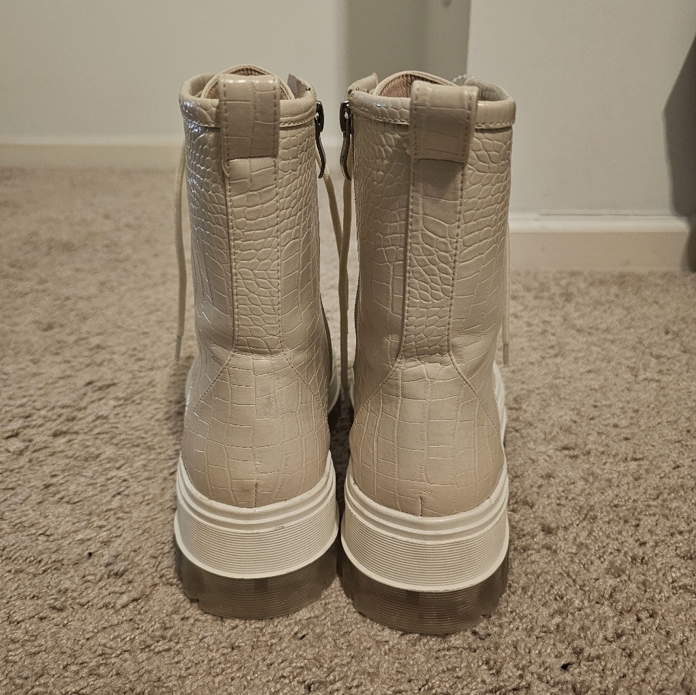 AZALEA WANG You're So Dramatic Combat Boots Crocodile Design Platform Sole Size9 - Picture 6 of 10